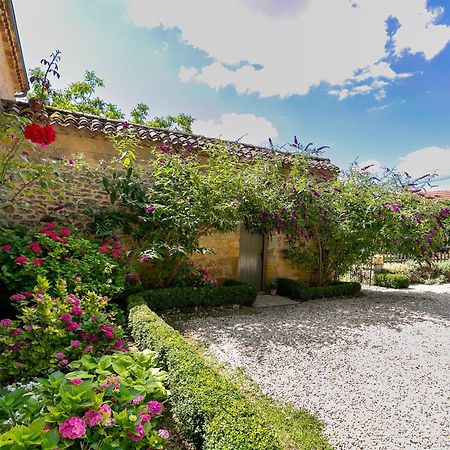 La Maison Louverie Pontours Екстер'єр фото