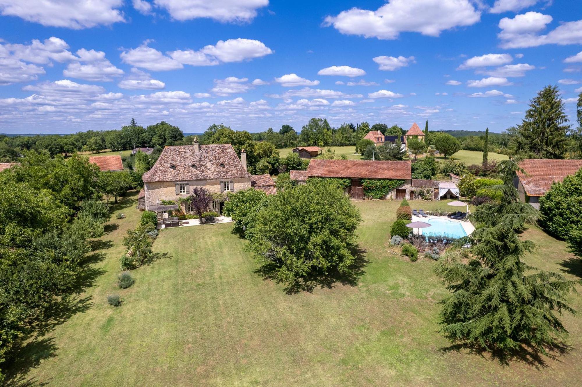 La Maison Louverie Pontours Екстер'єр фото