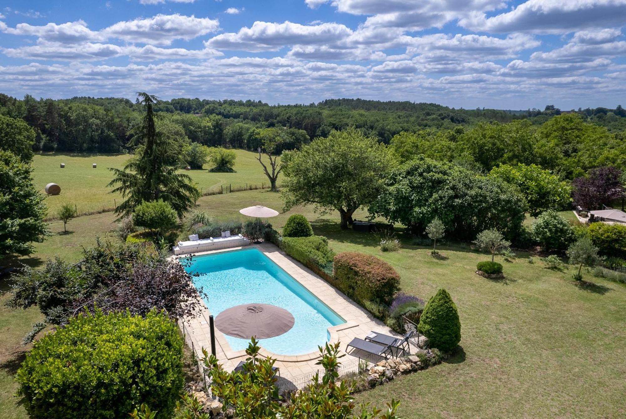 La Maison Louverie Pontours Екстер'єр фото