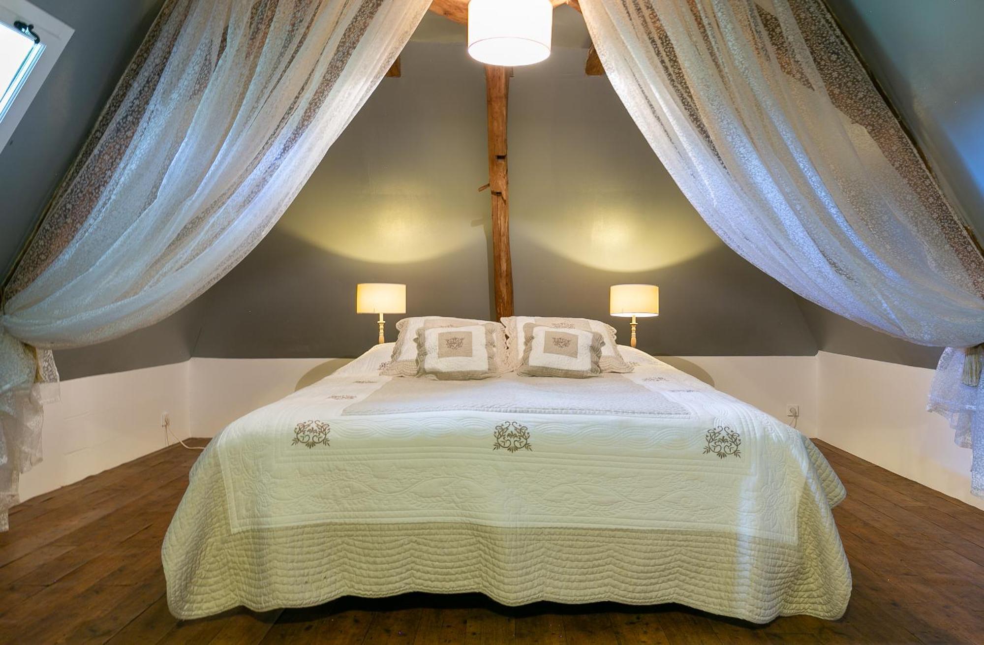 La Maison Louverie Pontours Екстер'єр фото